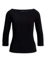 Produktfoto af sort Fifi boatneck bluse på hvid baggrund. Fra BySofieSønderby