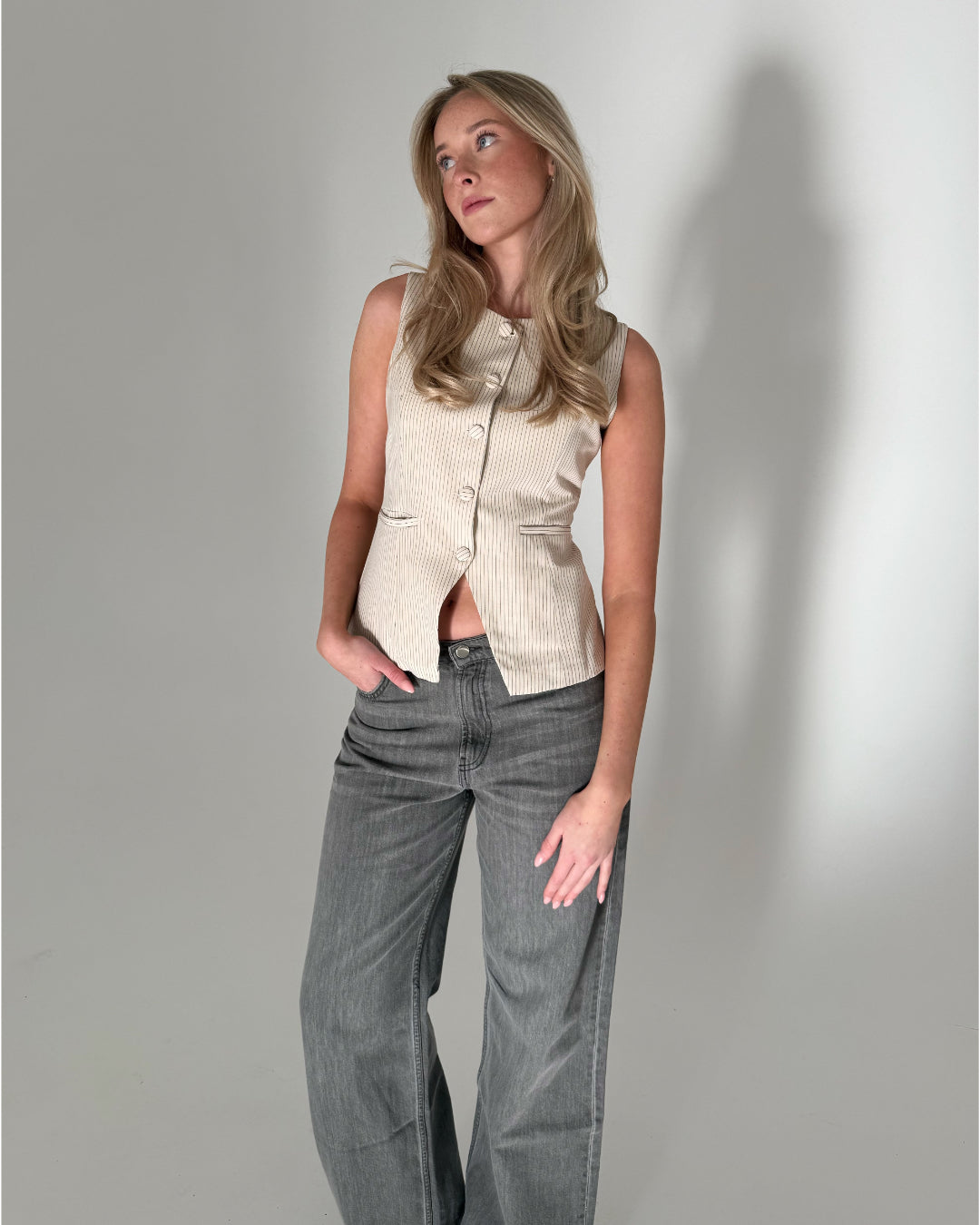 ISLA vest beige