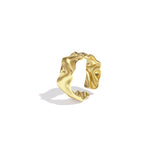 Produktbillede af Amora ring i guld. Fra BySofieSønderby
