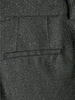 Detaljebillede af sort melerede ELLIS bukser. BySofieSønderby.