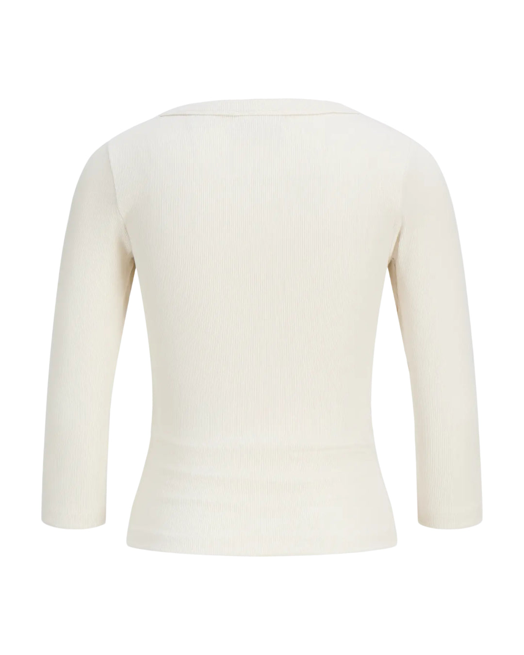 Produktfoto af FIFI v-hals bluse 3/4 ærme, creme. Baggrund er hvid. Fra BySofieSønderby