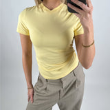 GIGI V-hals t-shirt, gul