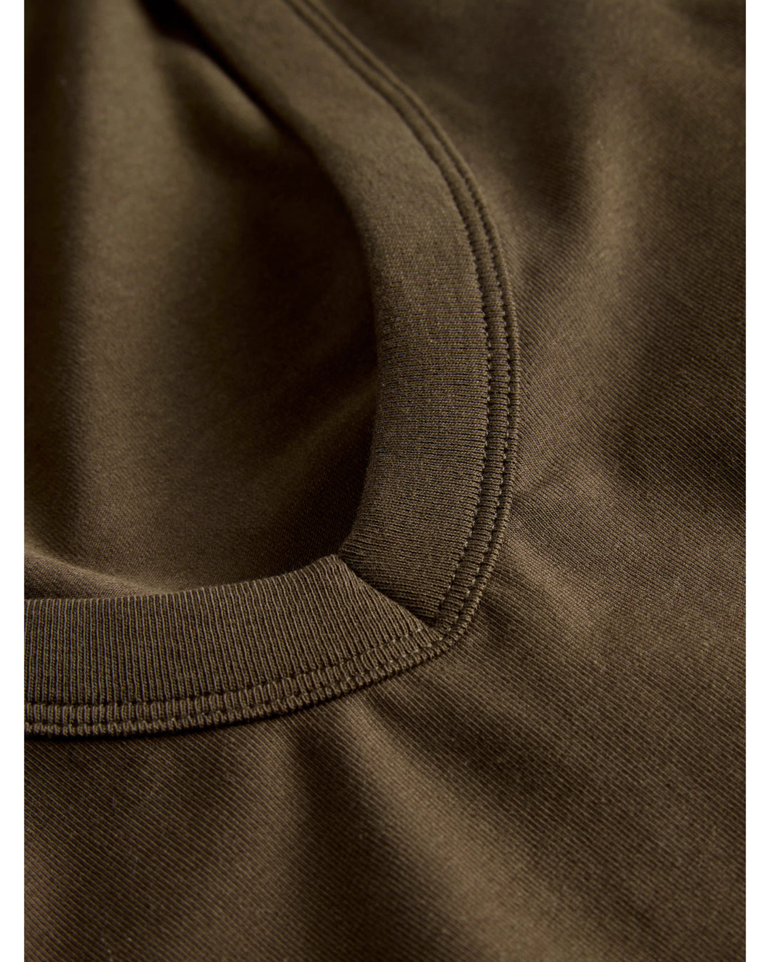 Detaljebillede af brun GIGI top. Fra BySofieSønderby