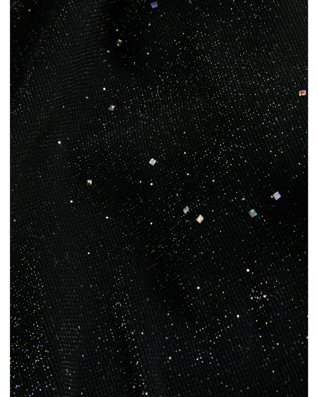 Detaljebillede af sort HOLLY top med sten. Fra BySofieSønderby