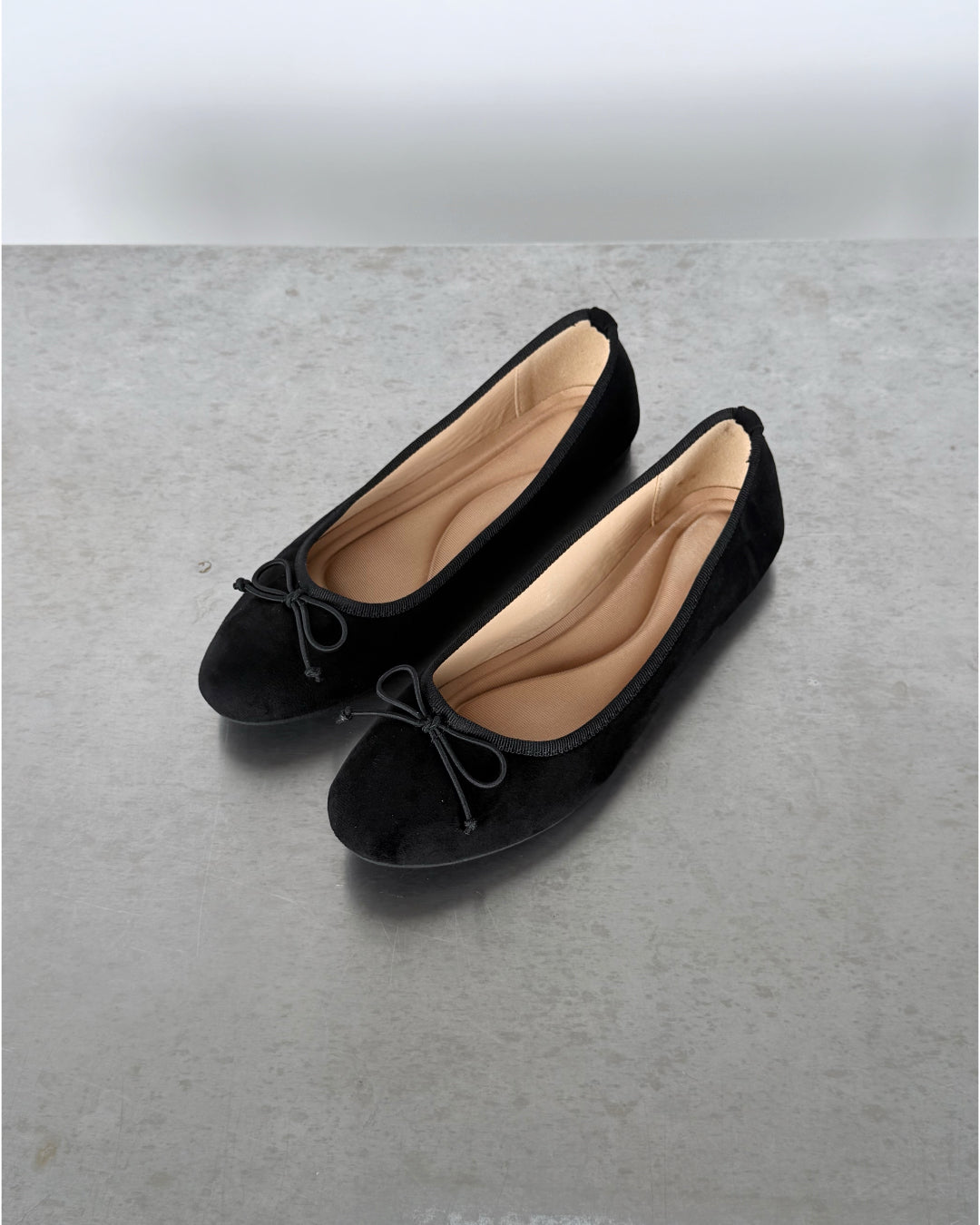 Produktbillede af sorte JOELLE balleriner. Fra BySofieSønderby