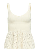 Produktbillede af creme KITTY top. Set forfra. Fra BySofieSønderby