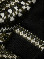 Detaljebillede af sort KRISTIN striktrøje. Fra BySofieSønderby.