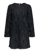 Produktbillede af sort LUCIE kjole. Set forfra. Fra BySofieSønderby.