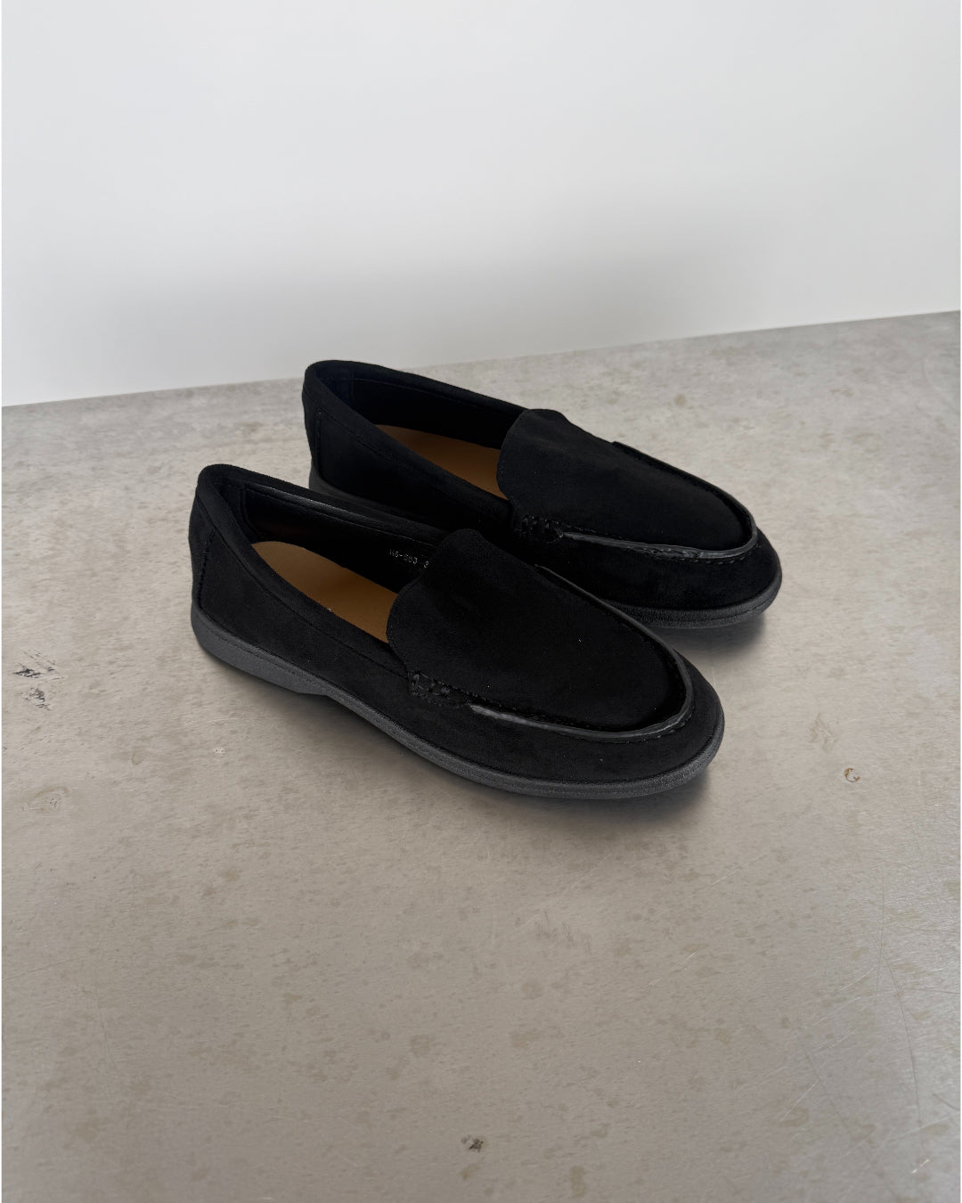 Billede af sorte MALAYA loafers. Fra BySofieSønderby
