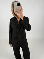 mary-blazer-sort