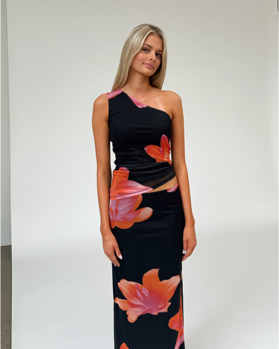MINNA top blomstret