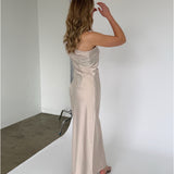 NAT one shoulder kjole, beige