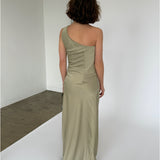 NAT one shoulder kjole, grøn