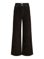 Produktfoto af brune Tokyo jeans på hvid baggrund. Fra BySofieSønderby