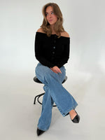 VICTORIA off shoulder bluse sort