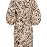 Produktfoto af ZAZU kjole, leopard på hvid baggrund - fra BySofieSønderby